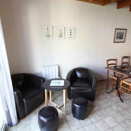 Maison De 3 Pieces A Saint-pierre-d'oleron, 4 Couchages, Terrasse, Animaux Acceptes - Fr-1-246a-110 * Saint-Pierre-d'Oleron
